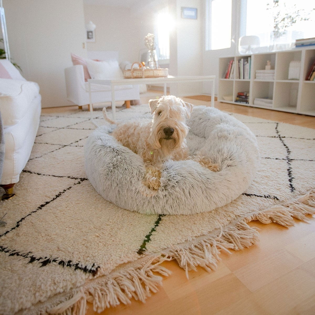 L&B Fluffy peti jäänvaalea