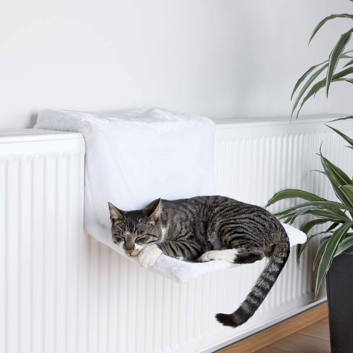 Trixie Patteripeti valkoinen