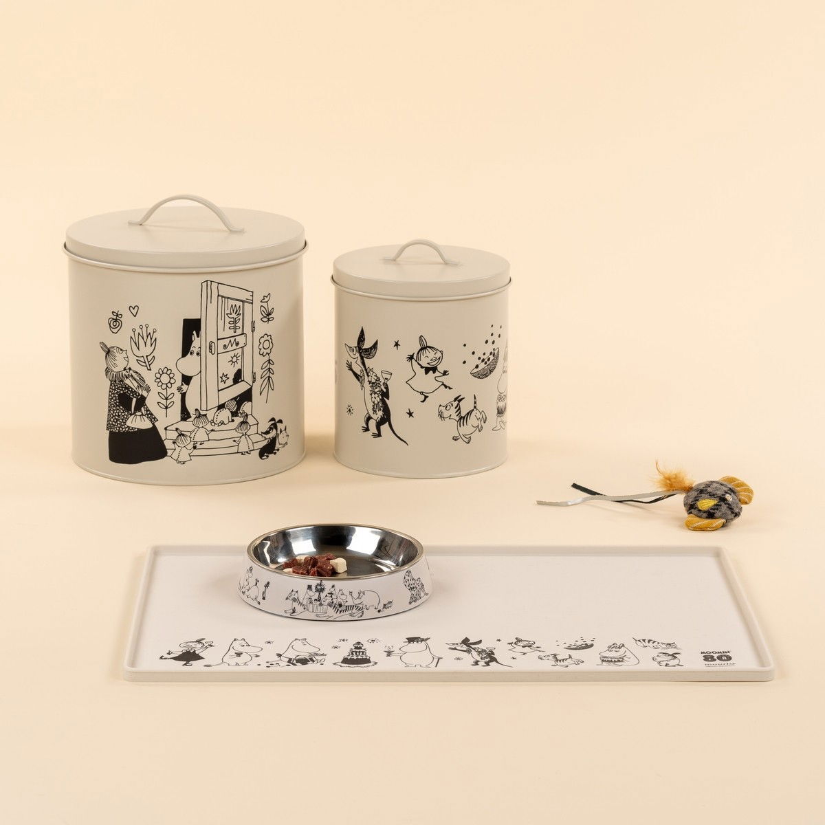 Moomin for Pets silikonialusta Muumit 80v. juhlavuosi