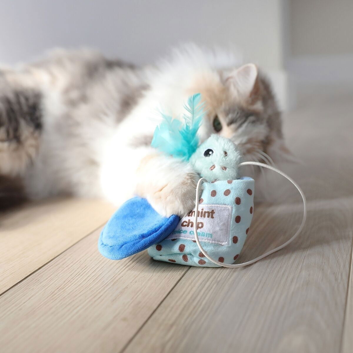 Quirky Kitty Mice cream hide-a-toy