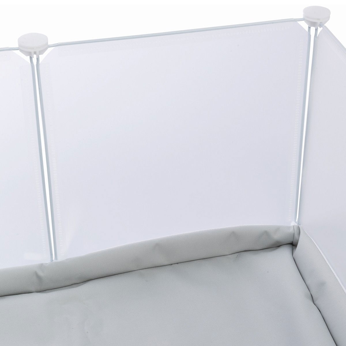 Trixie alusta pieneläimen aitaukseen